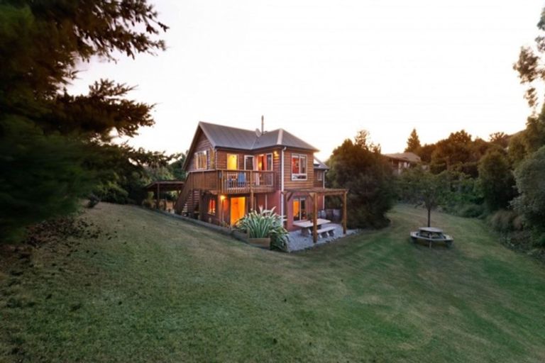 Photo of property in 1/8 Drake Place, Lake Hawea, Wanaka, 9382