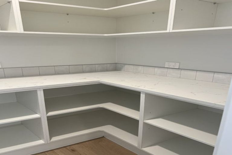 Photo of property in 11 Pukatea Crescent, Owhata, Rotorua, 3010