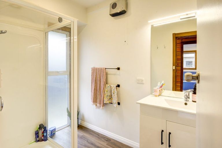 Photo of property in 115b West Belt, Rangiora, 7400