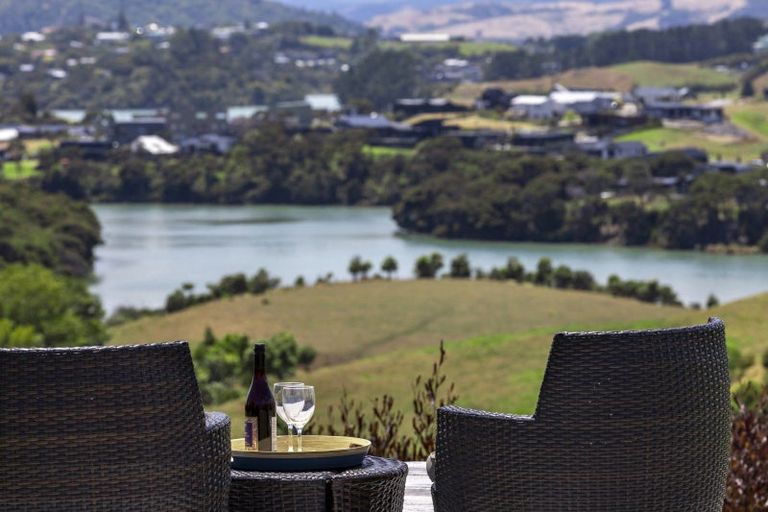 Photo of property in 165b Te Hutewai Road, Raglan, 3296