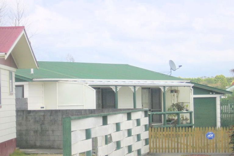 Photo of property in 18b Robinson Avenue, Holdens Bay, Rotorua, 3010