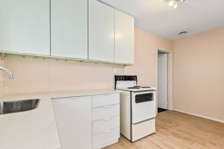 Photo of property in 2/32 Elizabeth Street, Riccarton, Christchurch, 8041