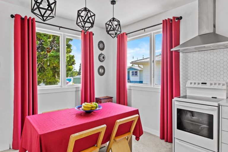 Photo of property in 28 Kotuku Place, Tokoroa, 3420