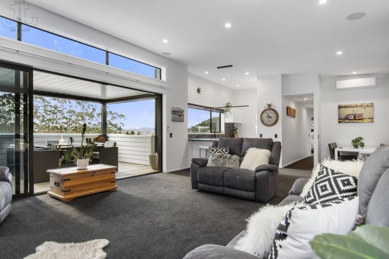 Photo of property in 133 Lakes Boulevard, Pyes Pa, Tauranga, 3112