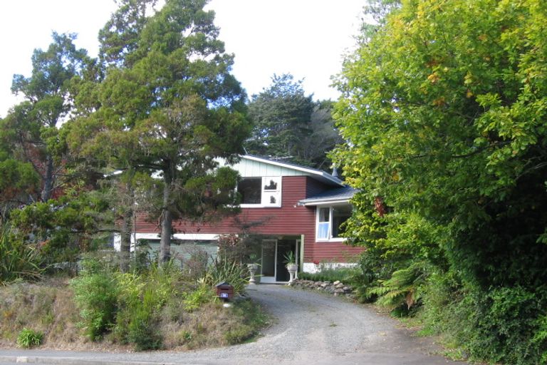 Photo of property in 36 Chatsworth Road, Silverstream, Upper Hutt, 5019