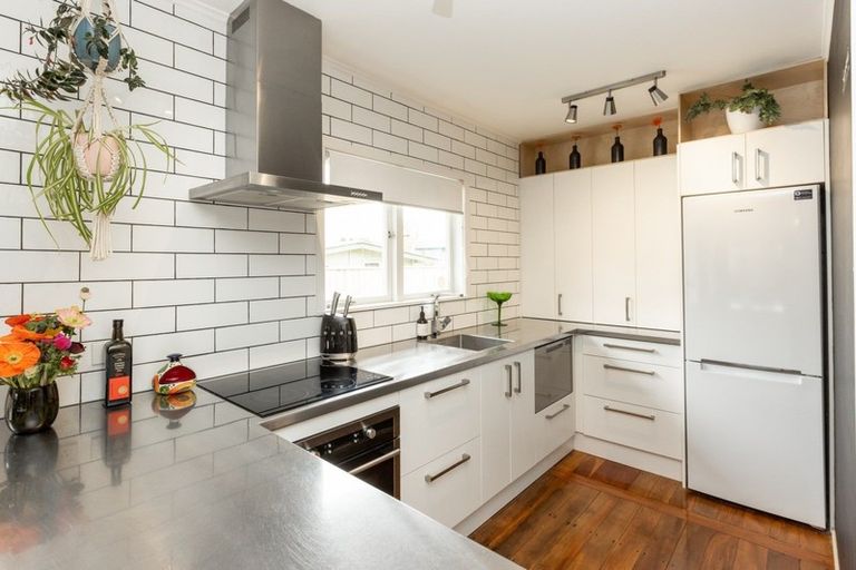 Photo of property in 7 Fleming Crescent, Maraenui, Napier, 4110