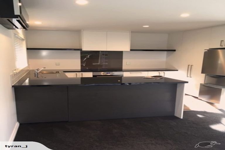 Photo of property in 12 Parade Court, Addington, Christchurch, 8024