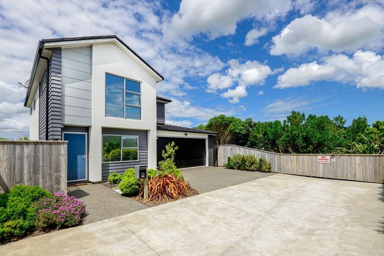 Photo of property in 162a John Burke Drive, Aotea, Porirua, 5024