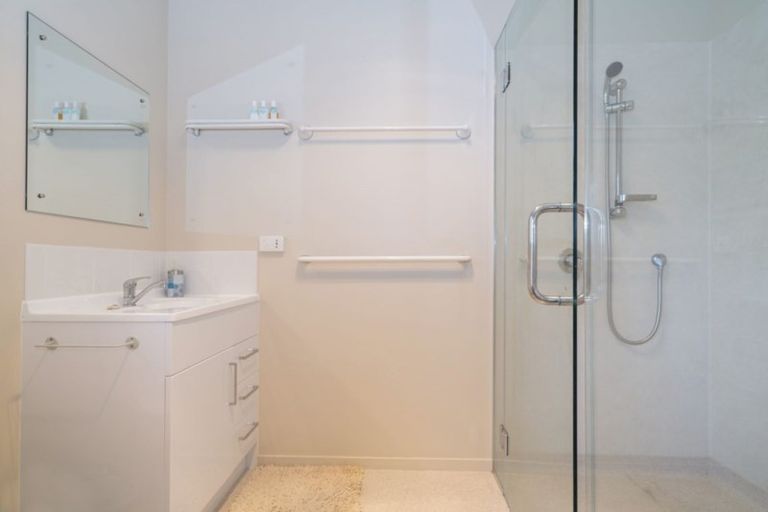 Photo of property in 2 Parkland Place, Whitianga, 3510