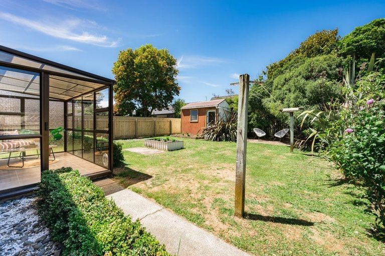 Photo of property in 15 Wedgewood Grove, Raumati Beach, Paraparaumu, 5032