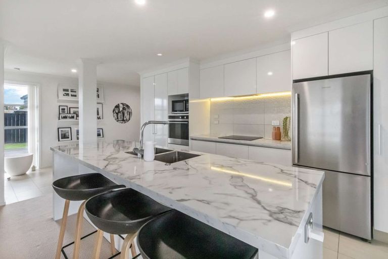 Photo of property in 16 Awanui Avenue, Te Kauwhata, 3710