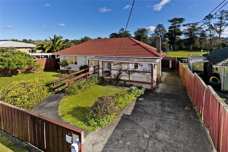 Photo of property in 61 Wilsher Crescent, Henderson, Auckland, 0612