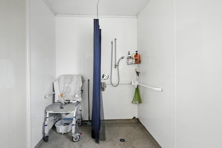 Photo of property in 179 Oxford Street, South Dunedin, Dunedin, 9012