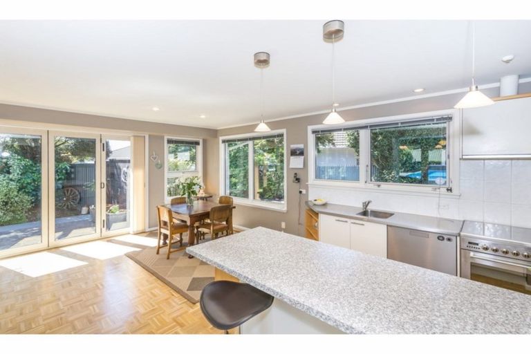 Photo of property in 6 Stanbury Avenue, Somerfield, Christchurch, 8024