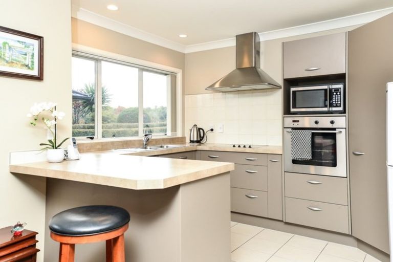 Photo of property in 5 Walter Court, Cambridge, 3434