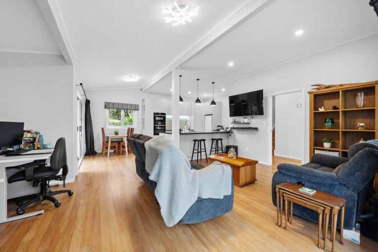 Photo of property in 12 Gerwyn Place, Pakuranga Heights, Auckland, 2010