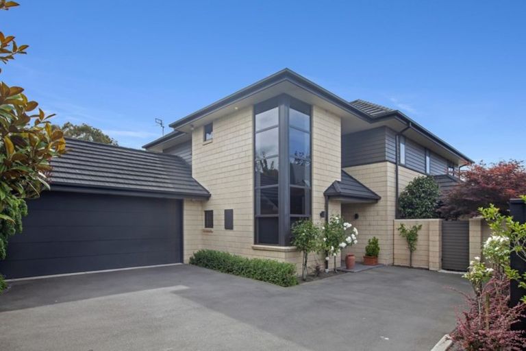 Photo of property in 19a Clyde Road, Upper Riccarton, Christchurch, 8041