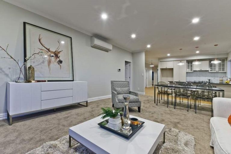 Photo of property in 25 Turutu Place, Long Bay, Auckland, 0630