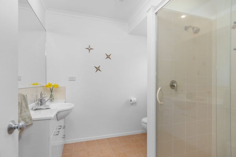 Photo of property in 24 Saint Heliers Place, Papamoa Beach, Papamoa, 3118