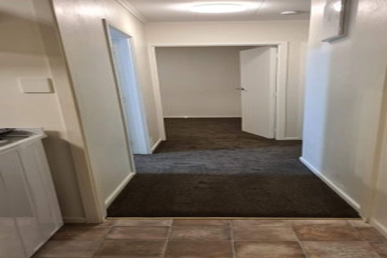 Photo of property in 1/17a Ambler Avenue, Glen Eden, Auckland, 0602