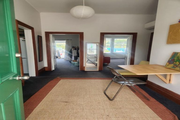 Photo of property in 1/12 Myrtle Crescent, Mount Cook, Wellington, 6021