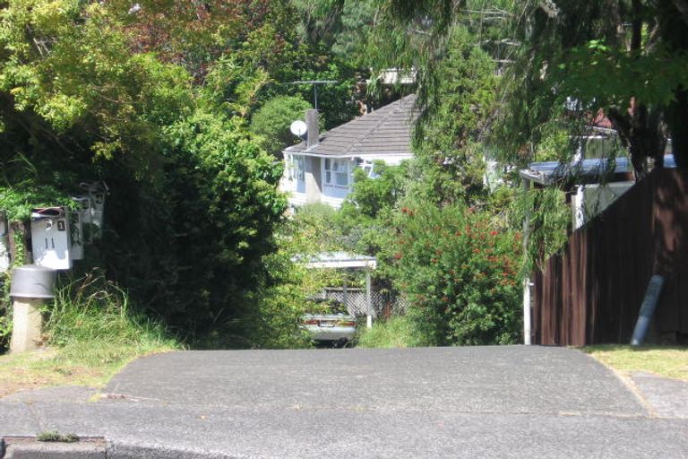 Photo of property in 3/11 Bentley Avenue, Glenfield, Auckland, 0629