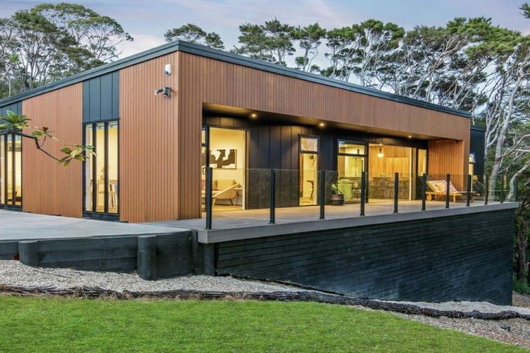 Photo of property in 131c Rosier Road, Glen Eden, Auckland, 0602