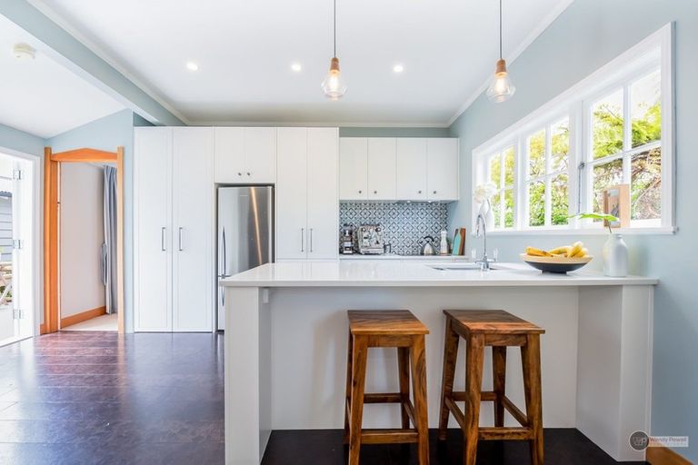 Photo of property in 24 Fitzherbert Street, Alicetown, Lower Hutt, 5010