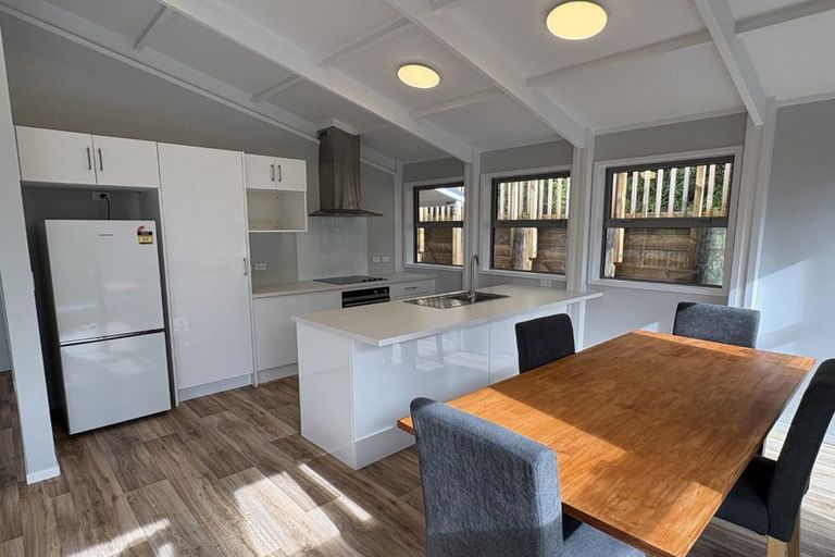 Photo of property in 106c Wyndham Road, Pinehaven, Upper Hutt, 5019