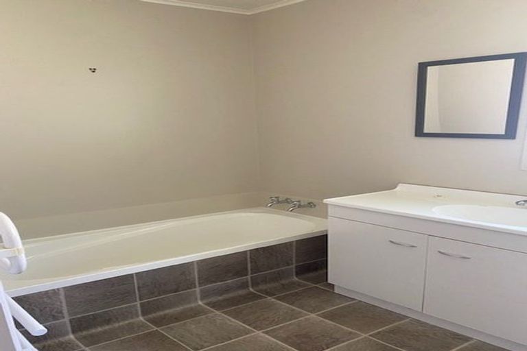 Photo of property in 59 Hall Street, Cambridge, 3434