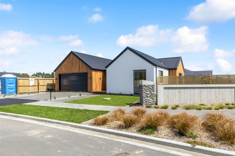 Photo of property in 1 Hiller Green Street, Halswell, Christchurch, 8025