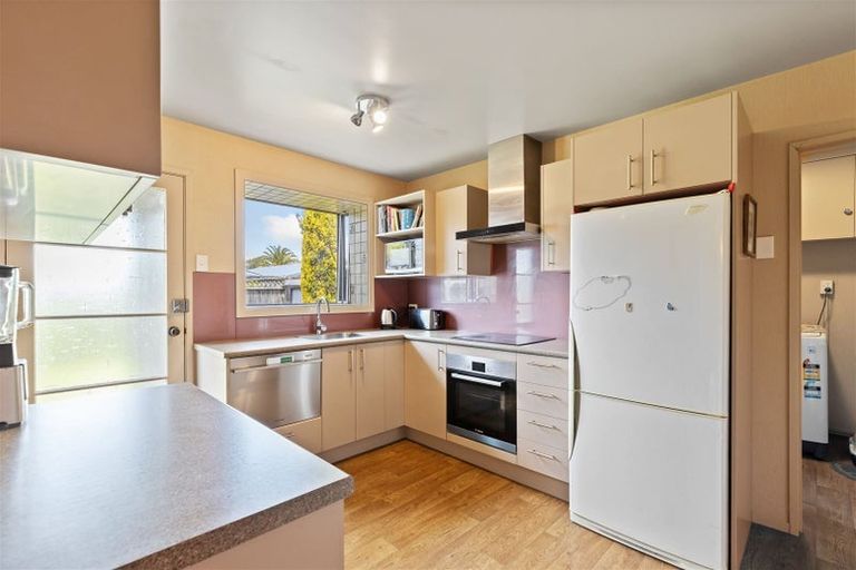 Photo of property in 142 Matsons Avenue, Papanui, Christchurch, 8053