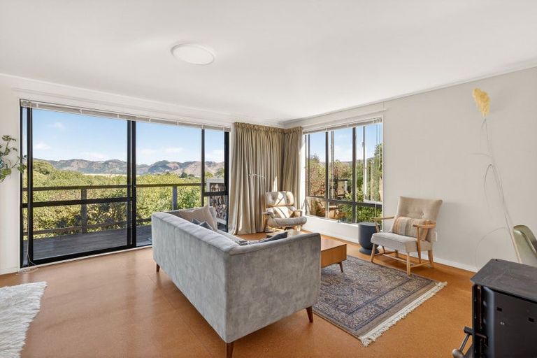 Photo of property in 29 Te Papau Crescent, Diamond Harbour, 8972