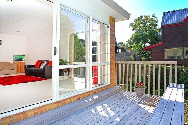Photo of property in 32a Cutler Street, New Lynn, Auckland, 0600