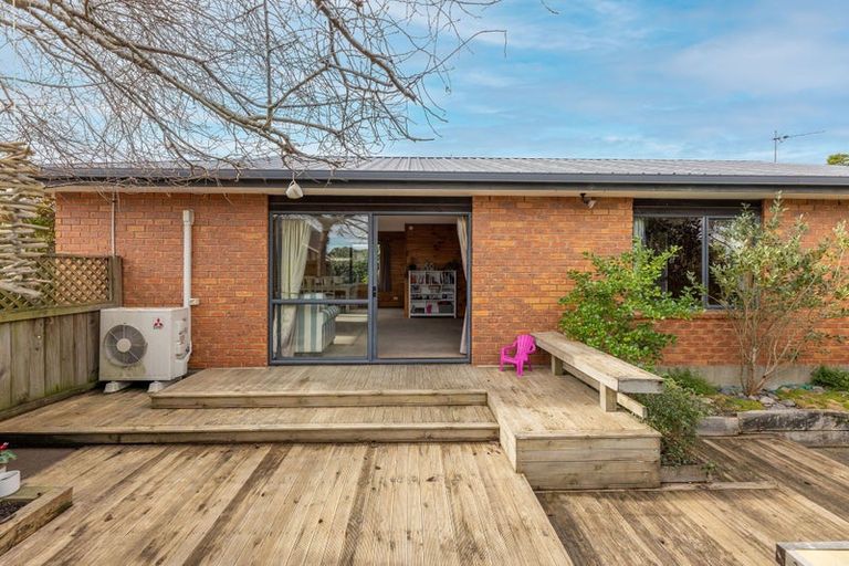 Photo of property in 270a Mairehau Road, Burwood, Christchurch, 8083