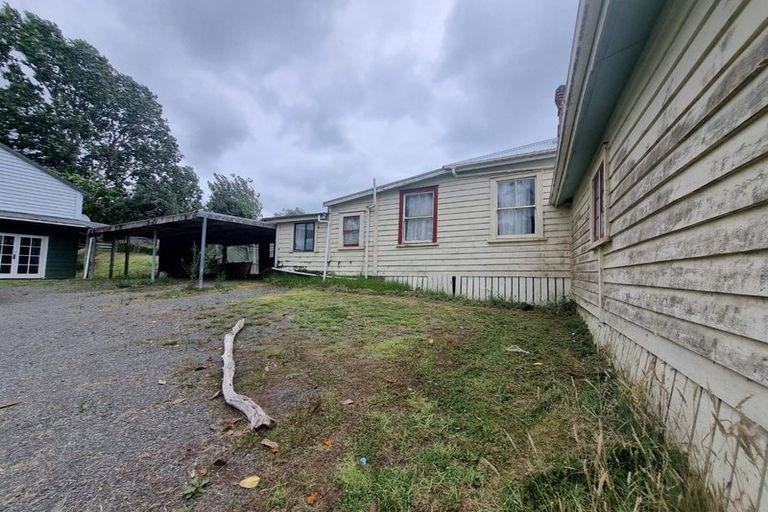 Photo of property in 183 Rautawhiri Road, Helensville, 0875