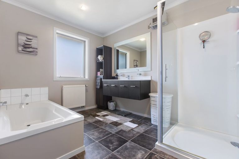 Photo of property in 11 Olds Crescent, Cromwell, 9310