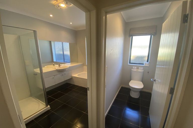 Photo of property in 10 Somerton Drive, Huntington, Hamilton, 3210