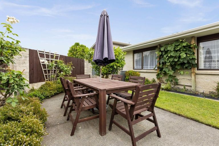 Photo of property in 25 Surrey Street, Taradale, Napier, 4112
