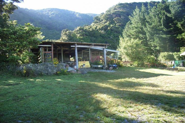 Photo of property in 2622 Coast Road, Barrytown, Runanga, 7873
