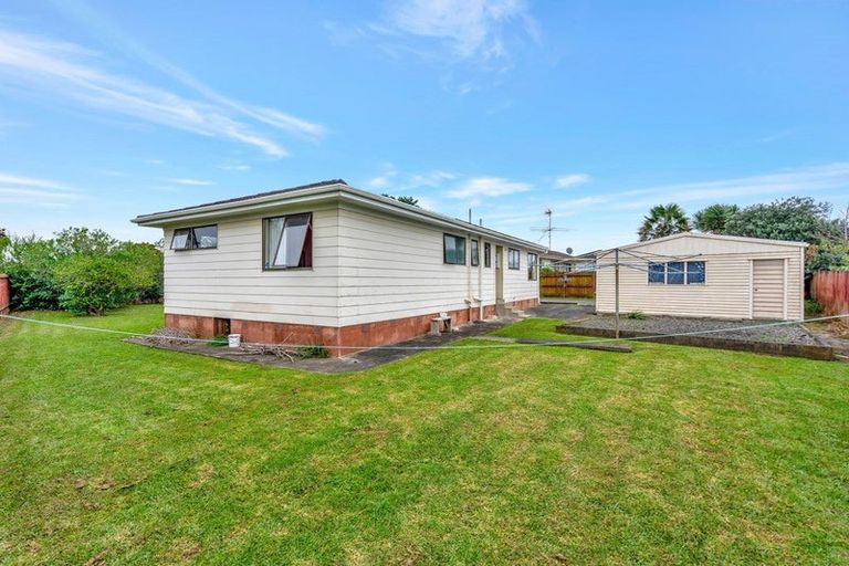 Photo of property in 19 Rangataua Place, Manurewa, Auckland, 2102