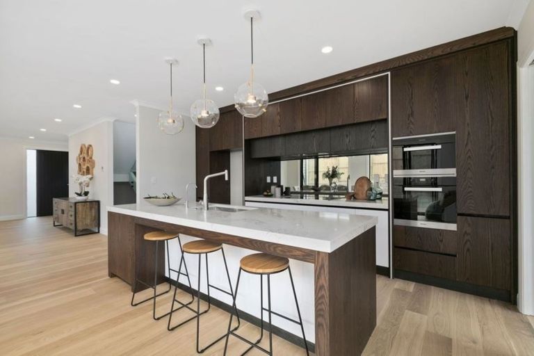 Photo of property in 13 Colliston Rise, Pinehill, Auckland, 0632