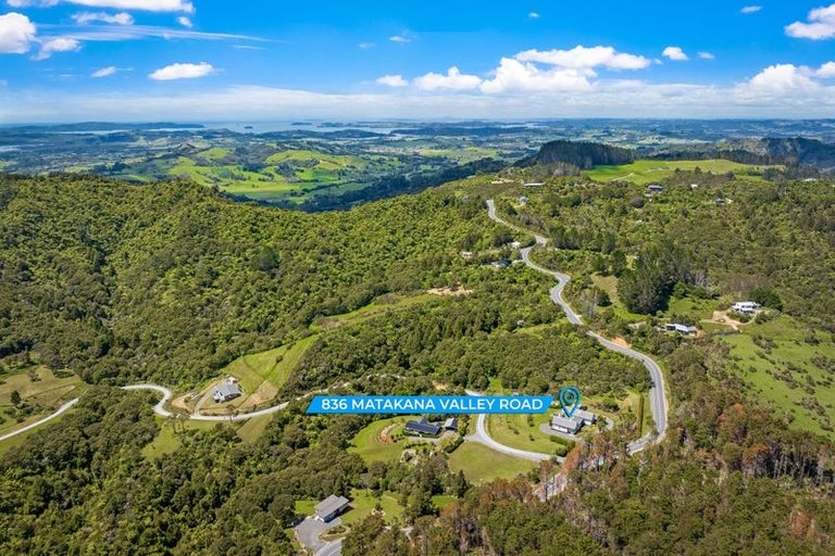 Photo of property in 836 Matakana Valley Road, Whangaripo, Warkworth, 0985