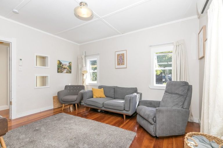 Photo of property in 15 Hinau Street, Maeroa, Hamilton, 3200