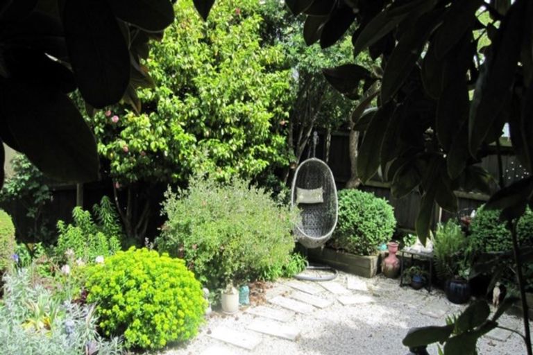 Photo of property in 71b Wairakei Road, Bryndwr, Christchurch, 8052