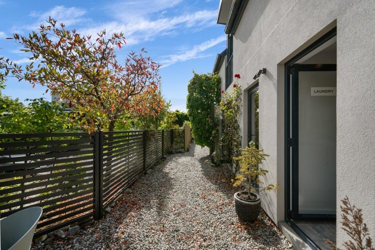 Photo of property in 8b Minaret Ridge, Wanaka, 9305