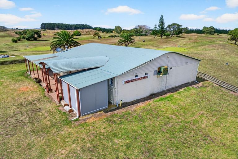 Photo of property in 1514 Run Road, Tapora, 0977