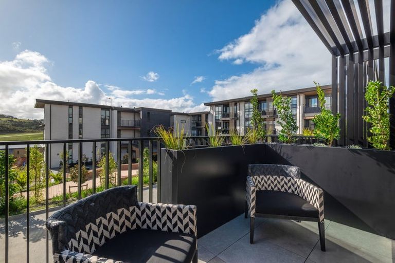 Photo of property in 9b Windlass Street, Long Bay, Auckland, 0630