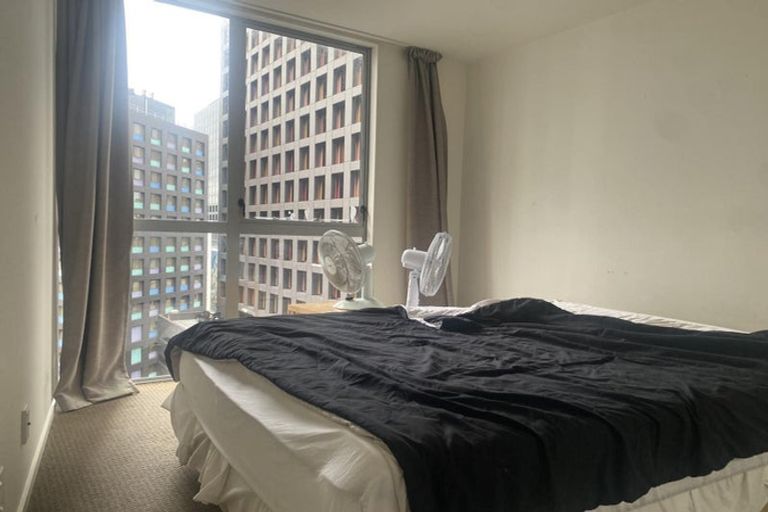 Photo of property in Terrace Heights Apartments, 2/163p The Terrace, Wellington Central, Wellington, 6011