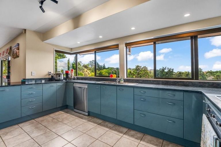 Photo of property in 199a Godley Road, Titirangi, Auckland, 0604